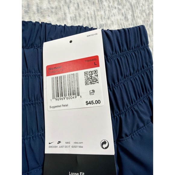 Nike Womens Dri-FIT High Waisted Smocked Training Shorts Navy Blue NWT - Picture 4 of 6